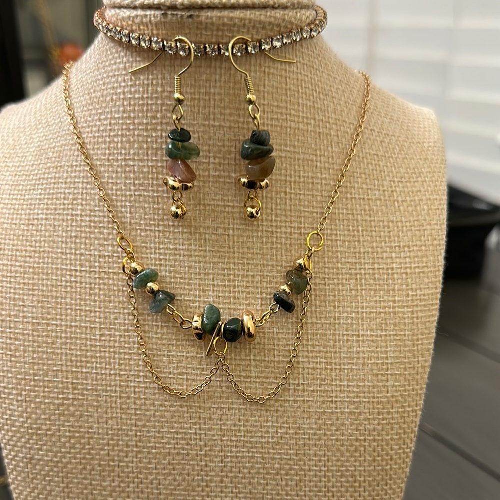 ARTISAN gold and Agate necklace and earrings Jewelry Set